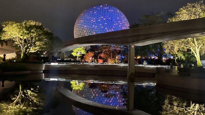 A Fan Favorite Dining Option is Returning to EPCOT