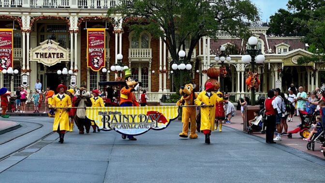 Disney Will Soon Issue Weather Warnings to Guests