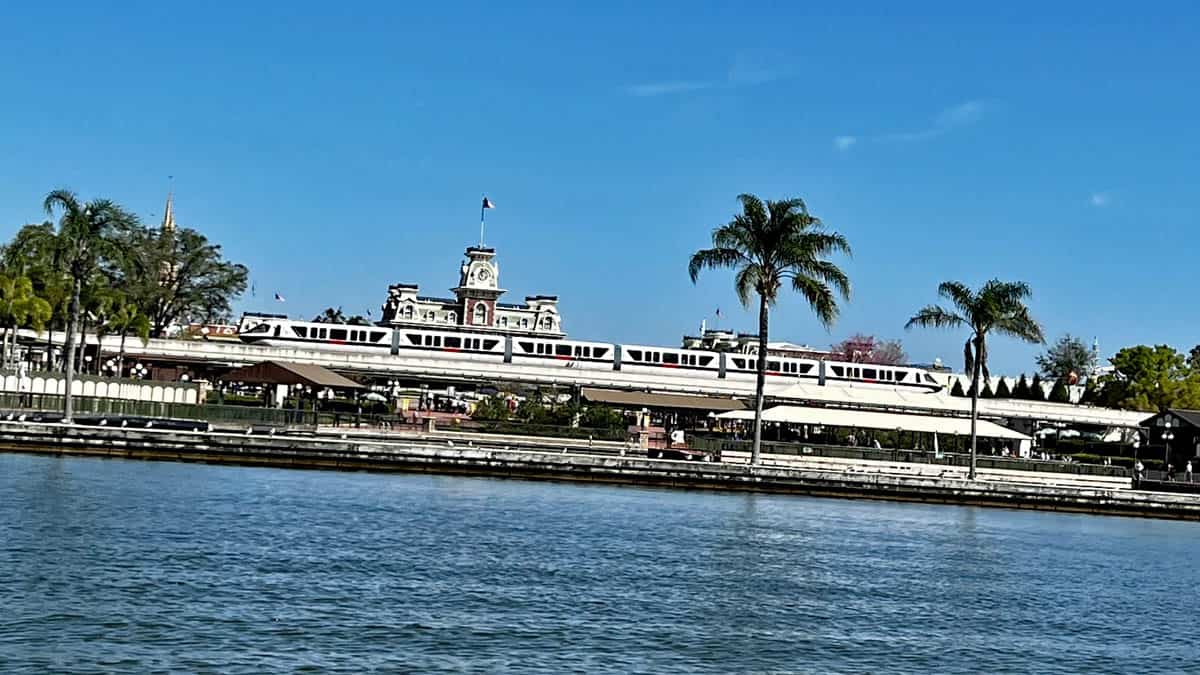 Severe Weather Warning Affects Disney World