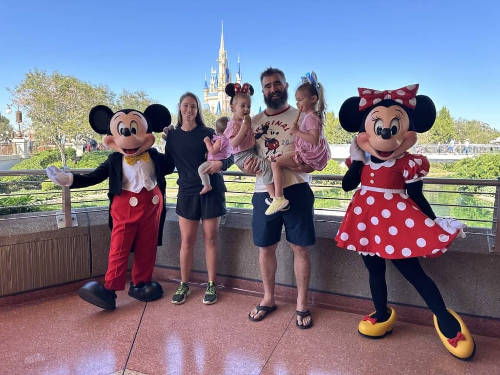 Jason Kelce Kylie Kelce Disney World