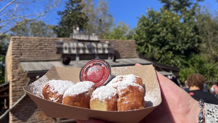 Review: Tiana's Famous Beignets at Magic Kingdom Park