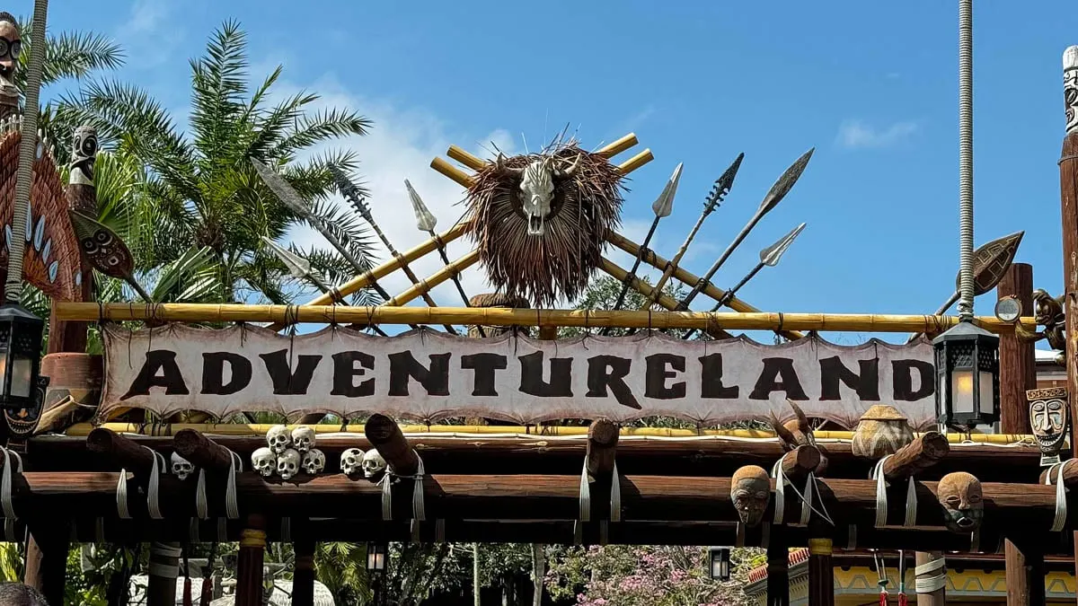 magic kingdom adventureland sign feature