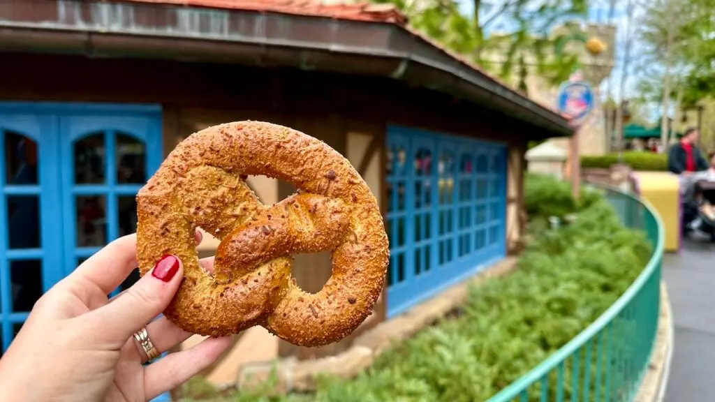 magickingdomcheshirecafepretzel