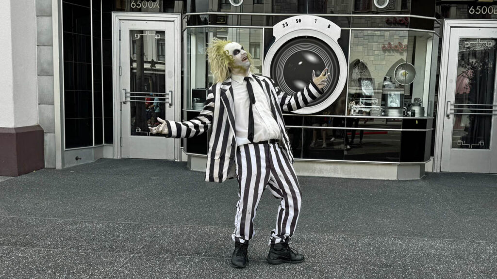 universal-character-meet-beetlejuice