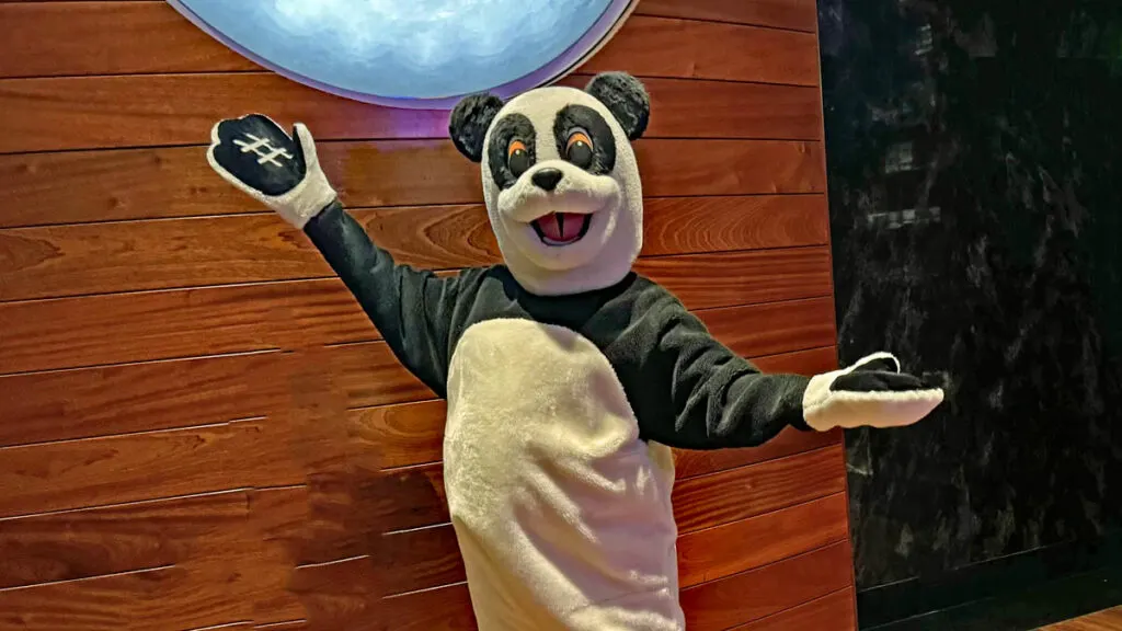 universal character meet jimmy fallon ride attraction hashtag panda