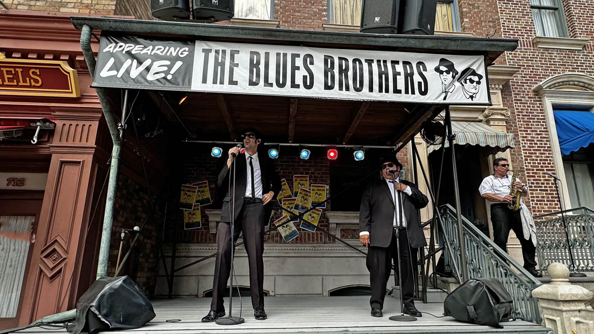 universal character show blues brothers