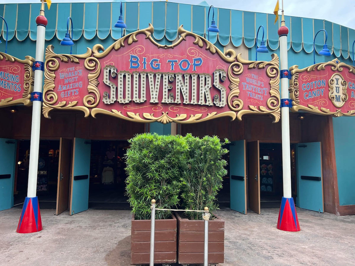 Big Top Souvenir Refurbishment