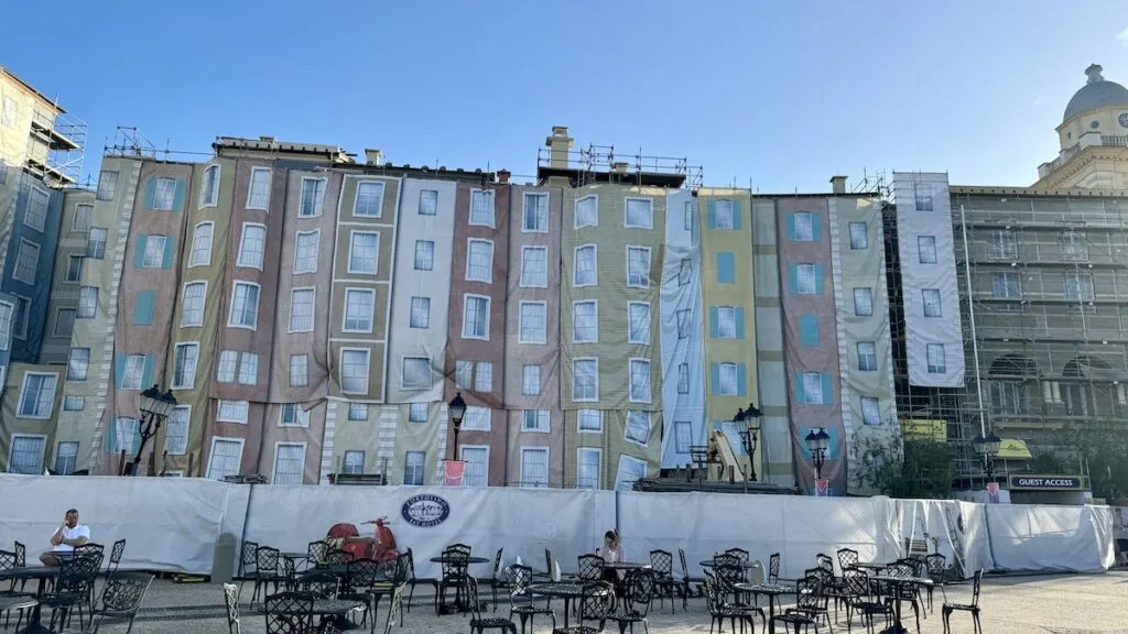 Portofino Bay Faux Facades Construction