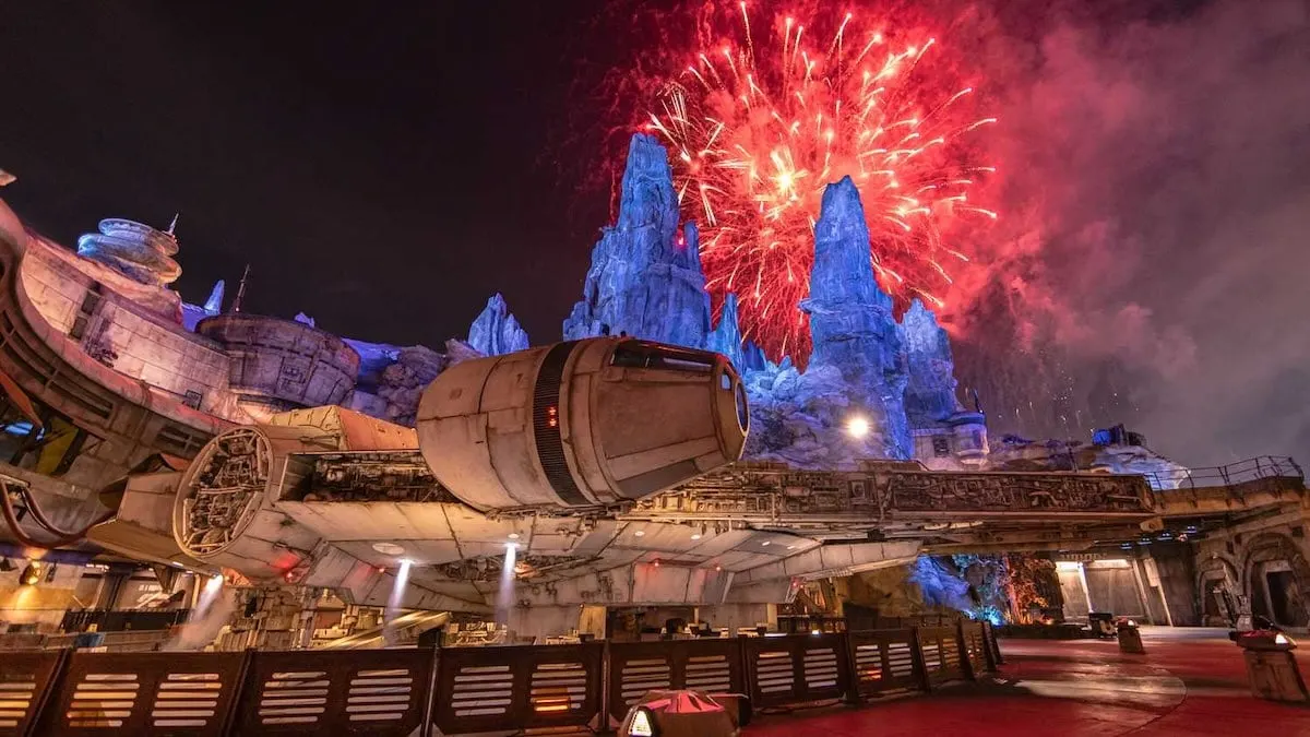 "Fire of the Rising Moons” in Star Wars: Galaxy’s Edge at Disneyland Park