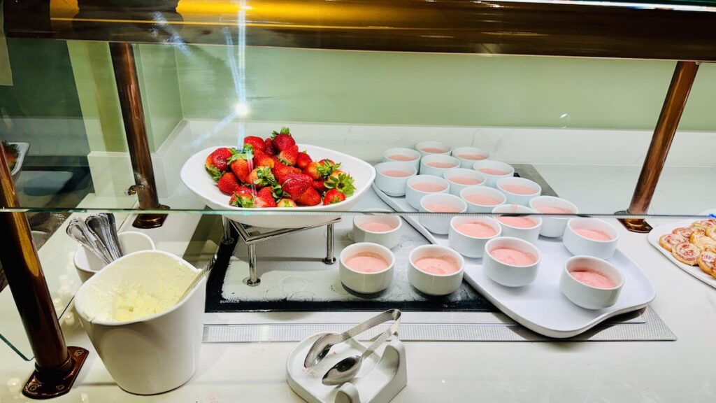 Picture of Strawberry Soup 1900 Park Fare