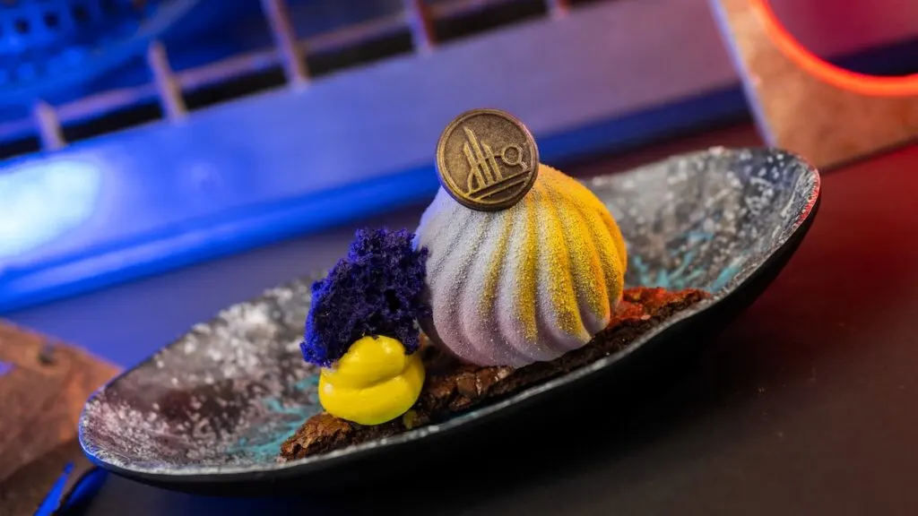 Docking Bay 7 Mousse dessert