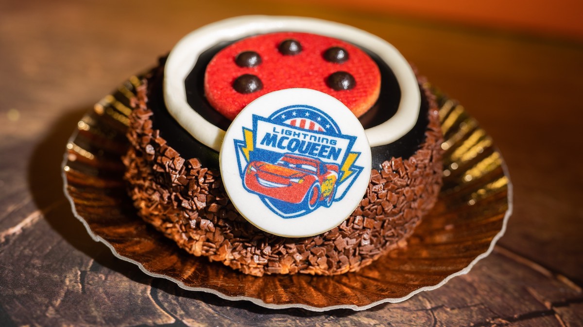 Lightning McQueen Tire dessert