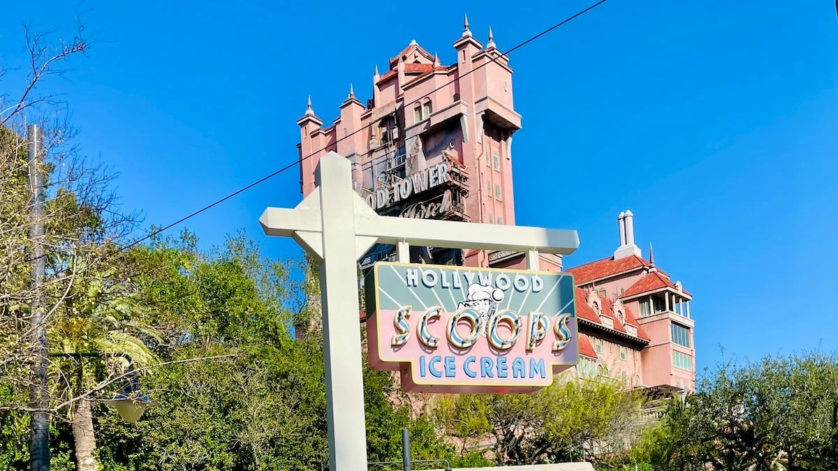 hollywoodstudiossunsetboulevardtowerofterrorhollywoodscoops