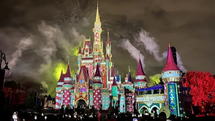 Check Out This New Holiday Tour Announced for Disney World
