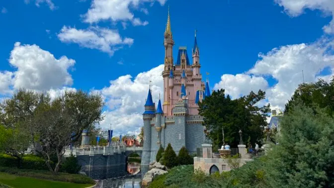 Unexpected Magic Kingdom Closure Ahead of Heavy Summer Crowds