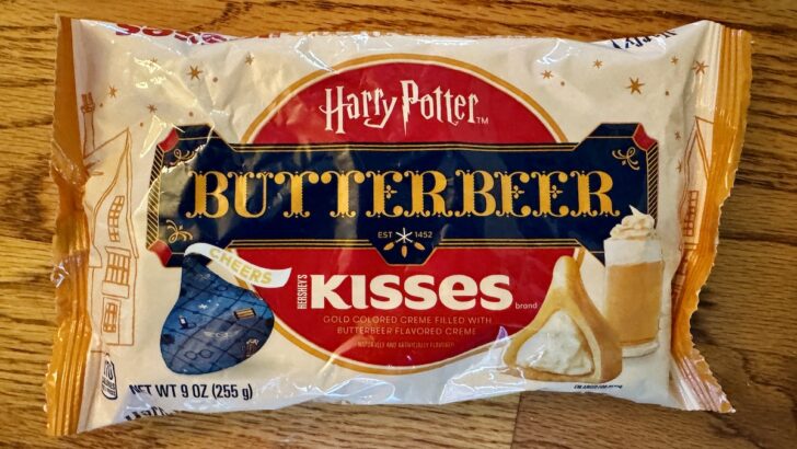 A Review of the New Butterbeer HERSHEY’s Kisses