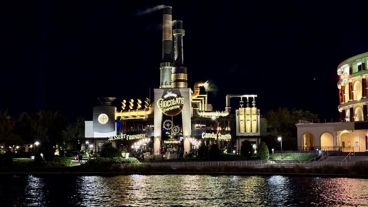 A Review of the Toothsome Chocolate Emporim At Universal