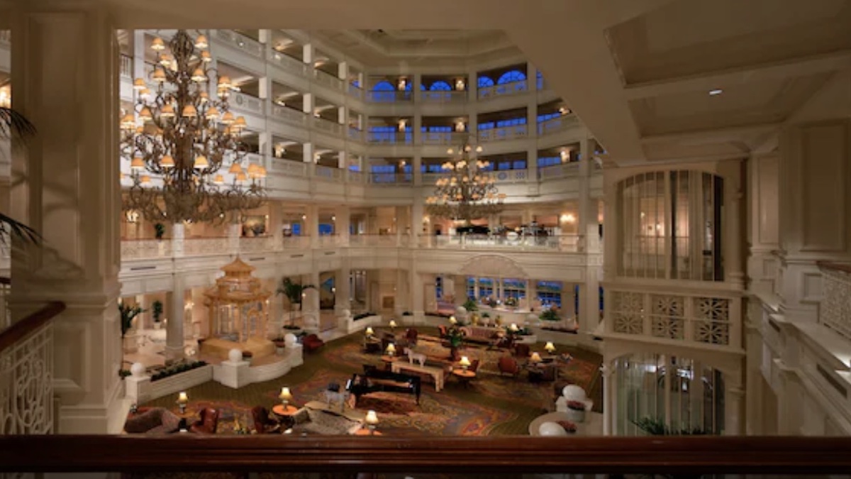 Lengthy Refurbishment Announced for Grand Floridian Lobby