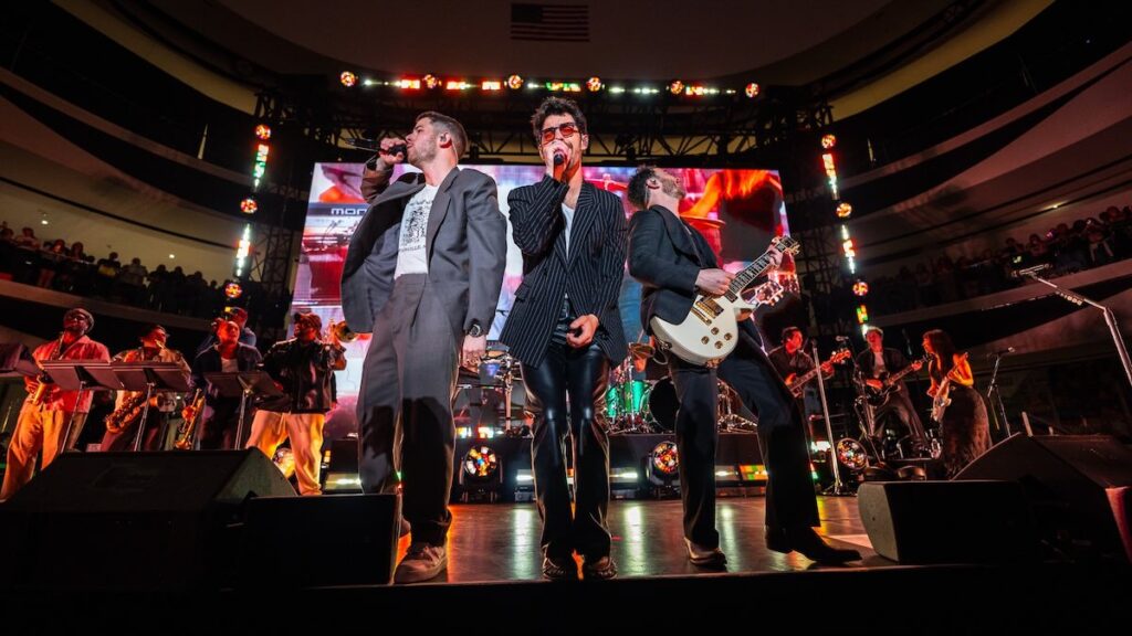 NEWS: Jonas Brothers to Record Theme Song For Disneyland 70th Anniversary