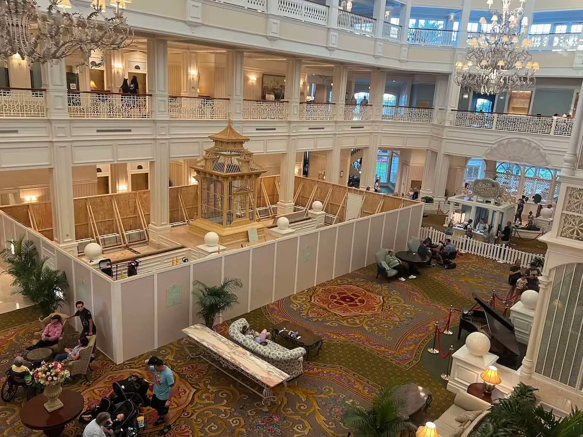 Grand FL Lobby