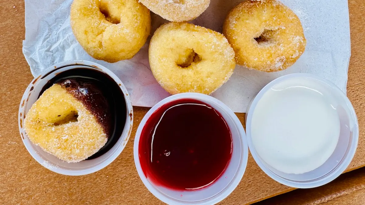 Picture of Joffrey's Mini Doughnuts Blizzard Beach