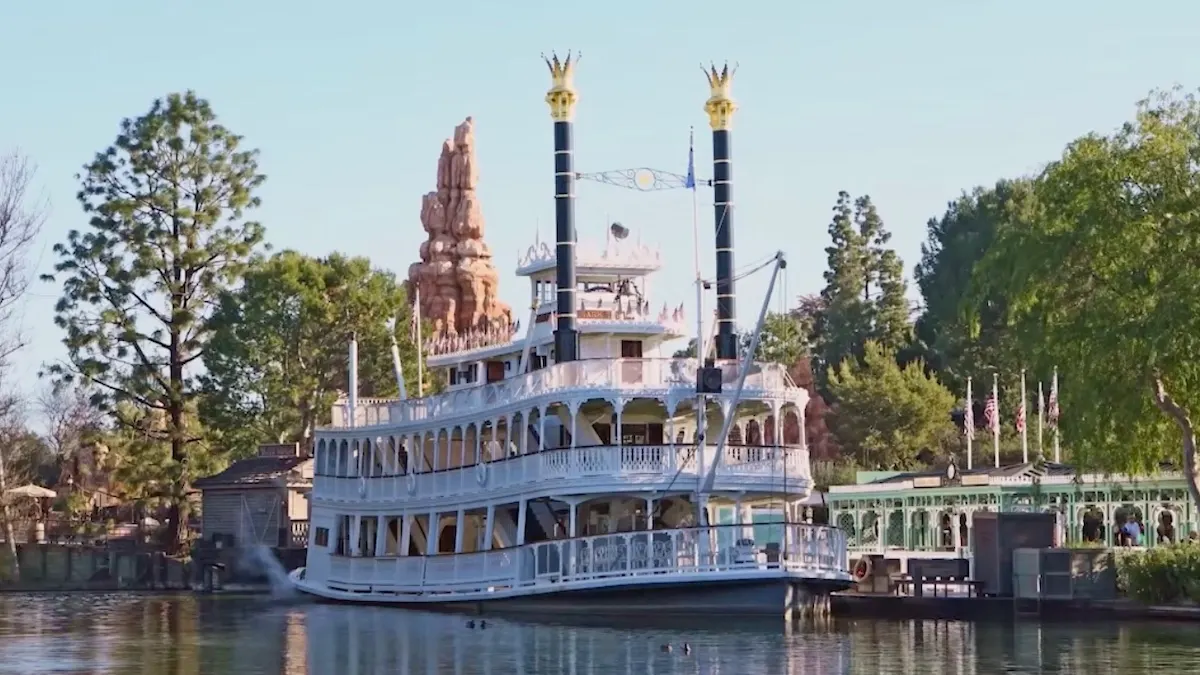 Mark Twain Riverboat