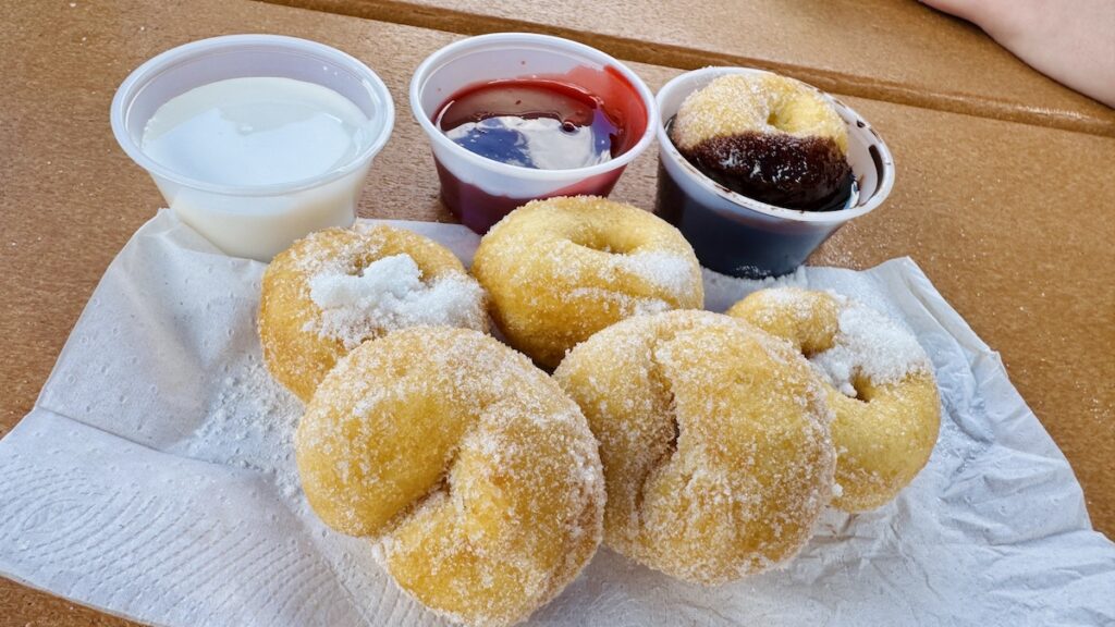 Picture of Joffrey's Mini Doughnuts Blizzard Beach