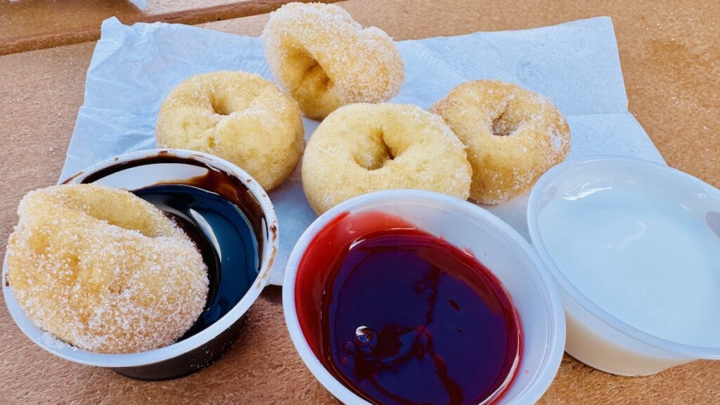 Picture of Joffrey's Mini Doughnuts Blizzard Beach