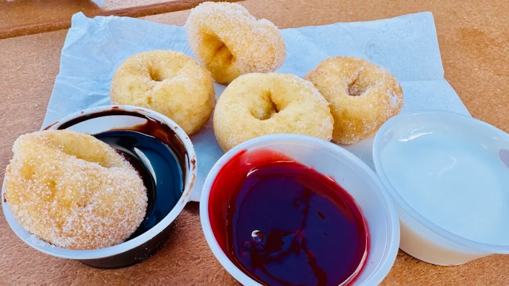 Picture of Joffrey's Mini Doughnuts Blizzard Beach