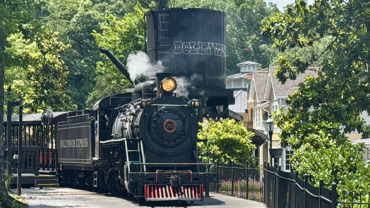 Picture of Dollywood Train