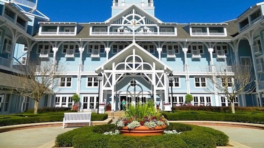 More Construction at Disney's Yacht and Beach Club Resorts