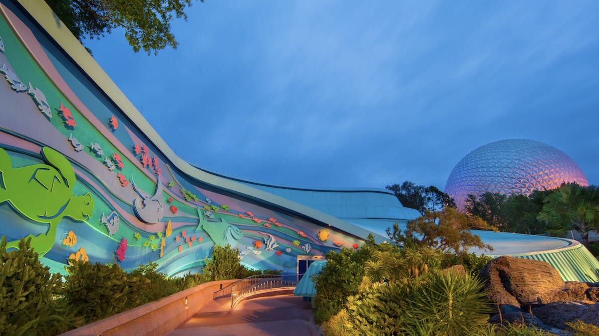 Find Out When to Catch The Dive Demonstration at EPCOT