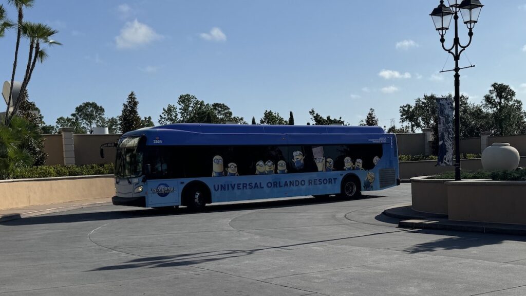 Picture of Universal Orlando Bus