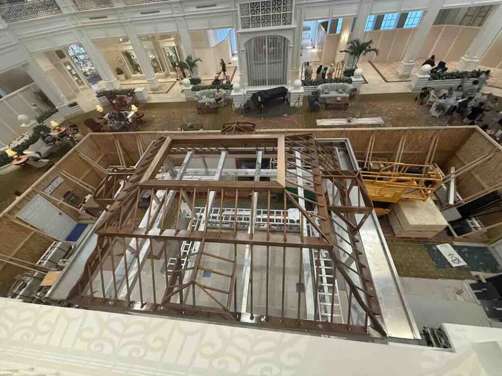 grand flo above birdcage