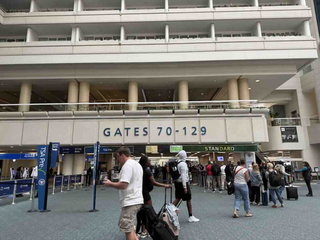 mco atrium gates security