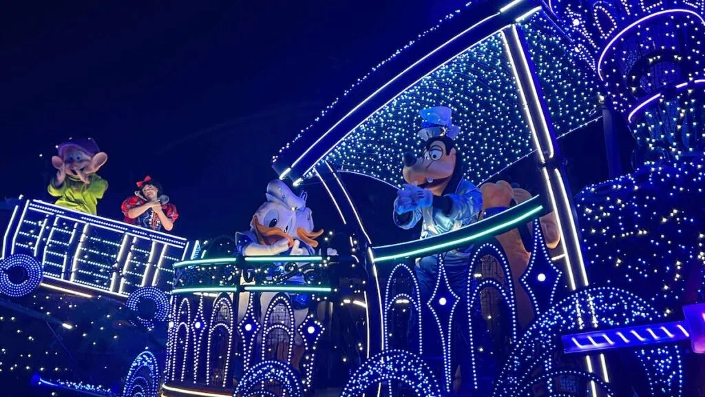 Watch Out For This Disney Starlight Parade Change