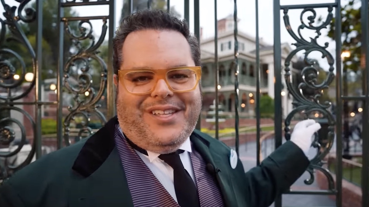Josh Gad Haunted Mansion