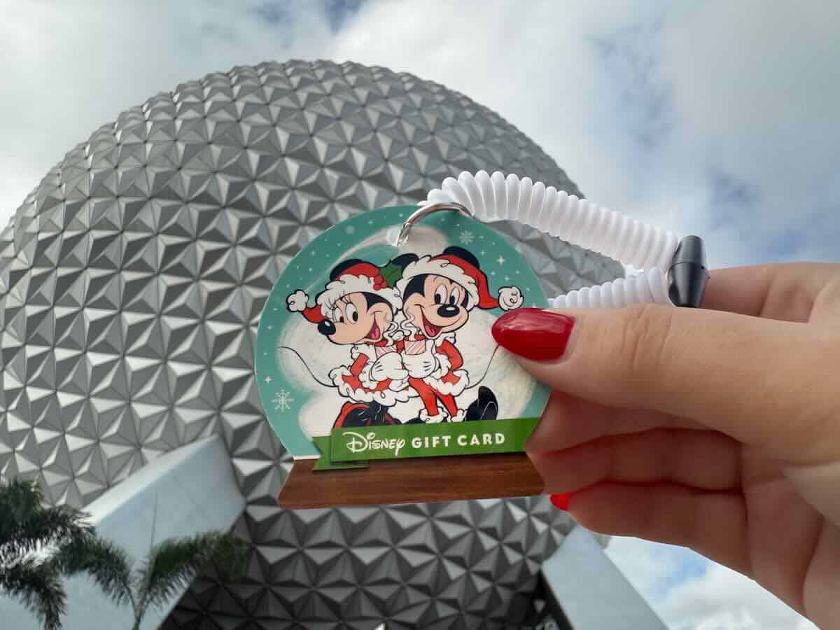 wrislet holiday disney gift card