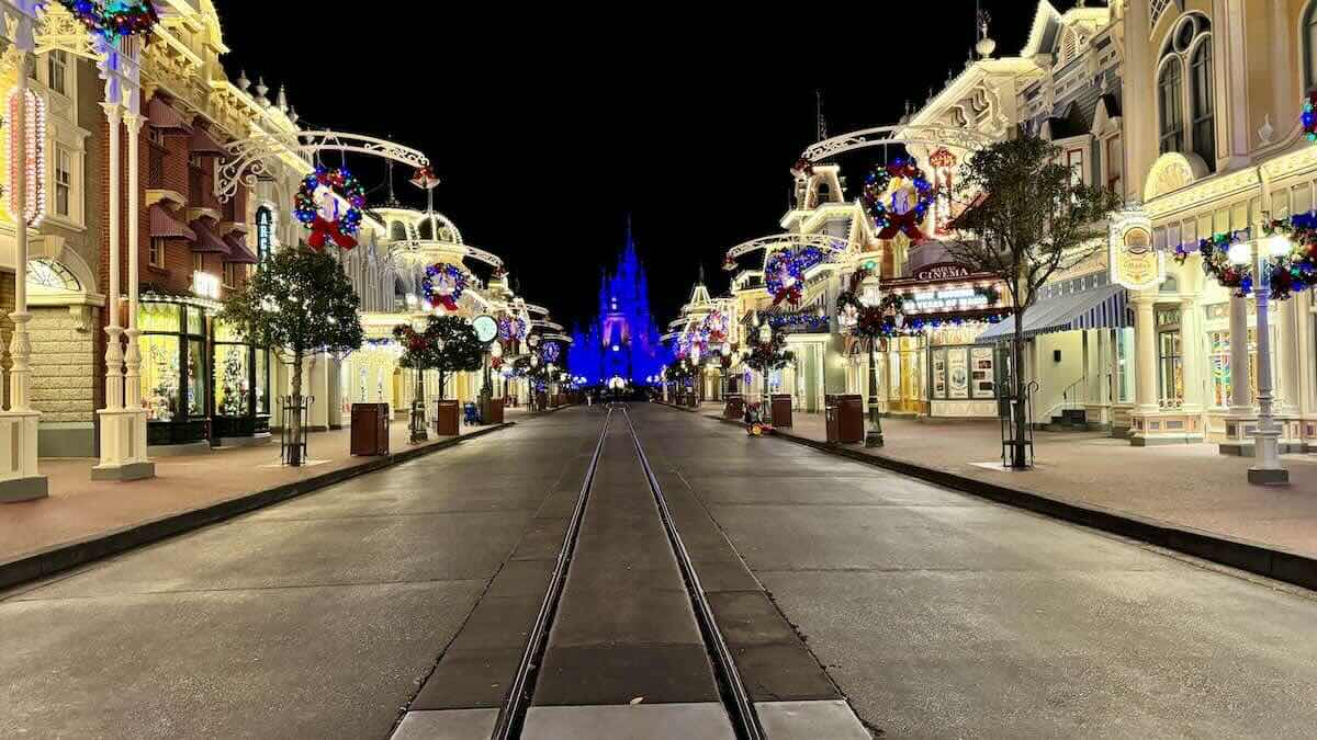 NEWS: Warning Issued For Disney World Guests Tonight