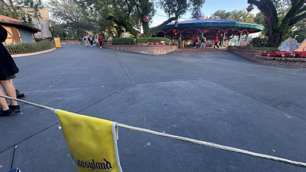 Rope Drop Magic Kingdom