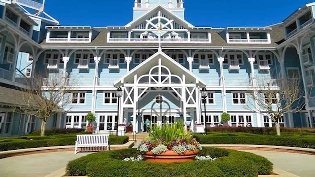 Update: One Phase Complete on This Lengthy Disney Deluxe Resort Refurbishment