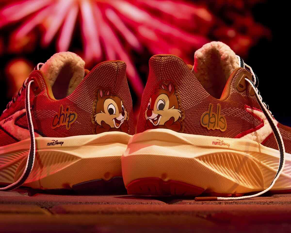rundisney chip and dale firework brooks