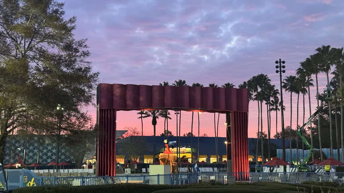 Disney Alerts Guests at All Star Movies Resort