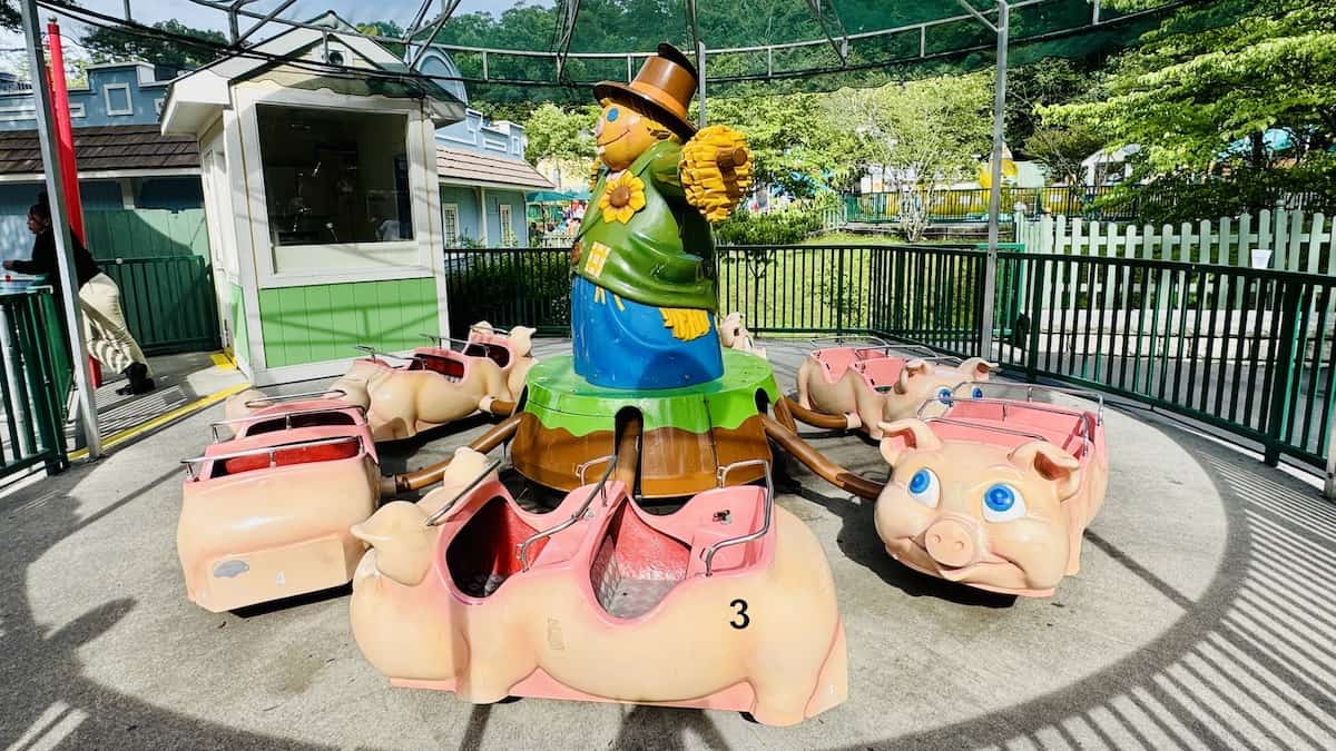 Picture of Piggy Parade Dollywood