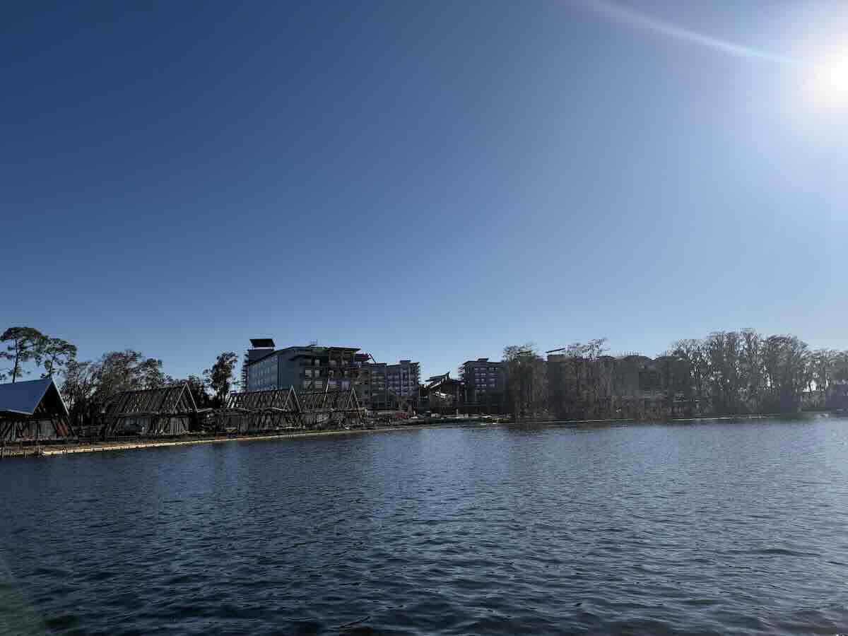 lakeshore lodge dock