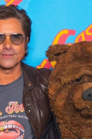 Huge Celebrity Lineup featured in Rock 'n' Roller Coaster Starring the Muppets