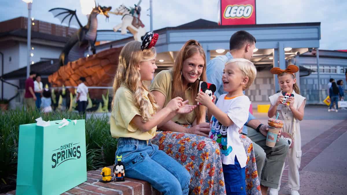 Passholder free lego set Disney Springs