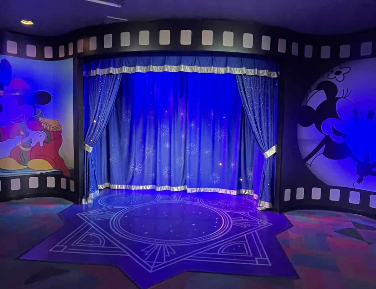 Magic Eye Theater