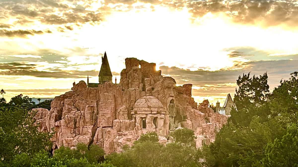 Two of Universal's BEST Restaurants are Closing Forever