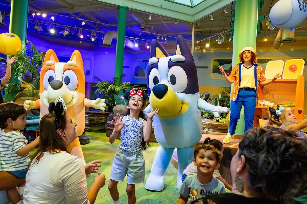 bluey first look dance party